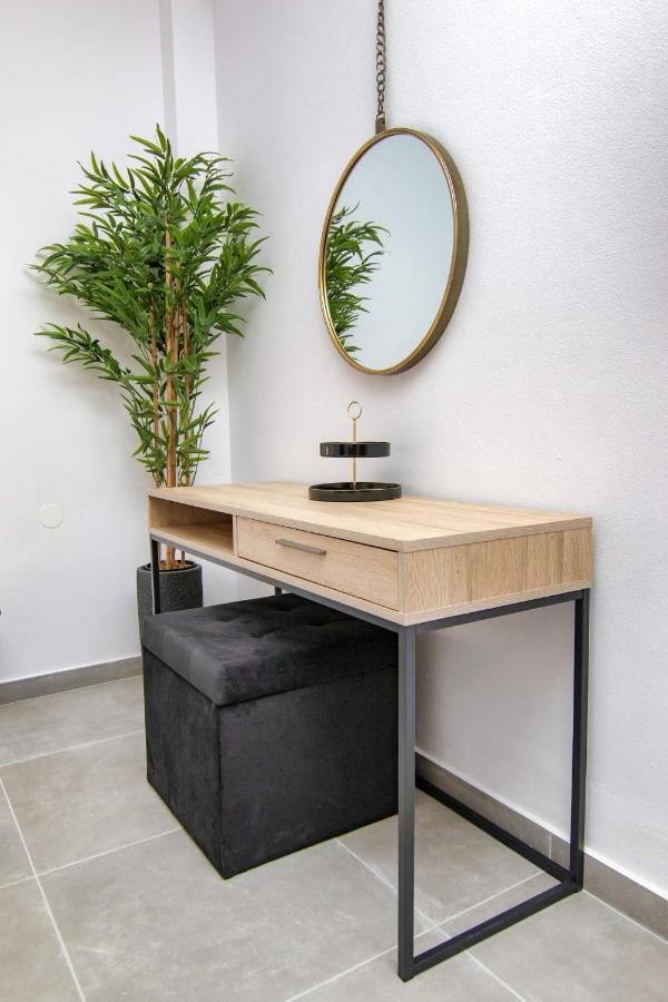 Luxury Apartment In The Center Rhodes City Extérieur photo
